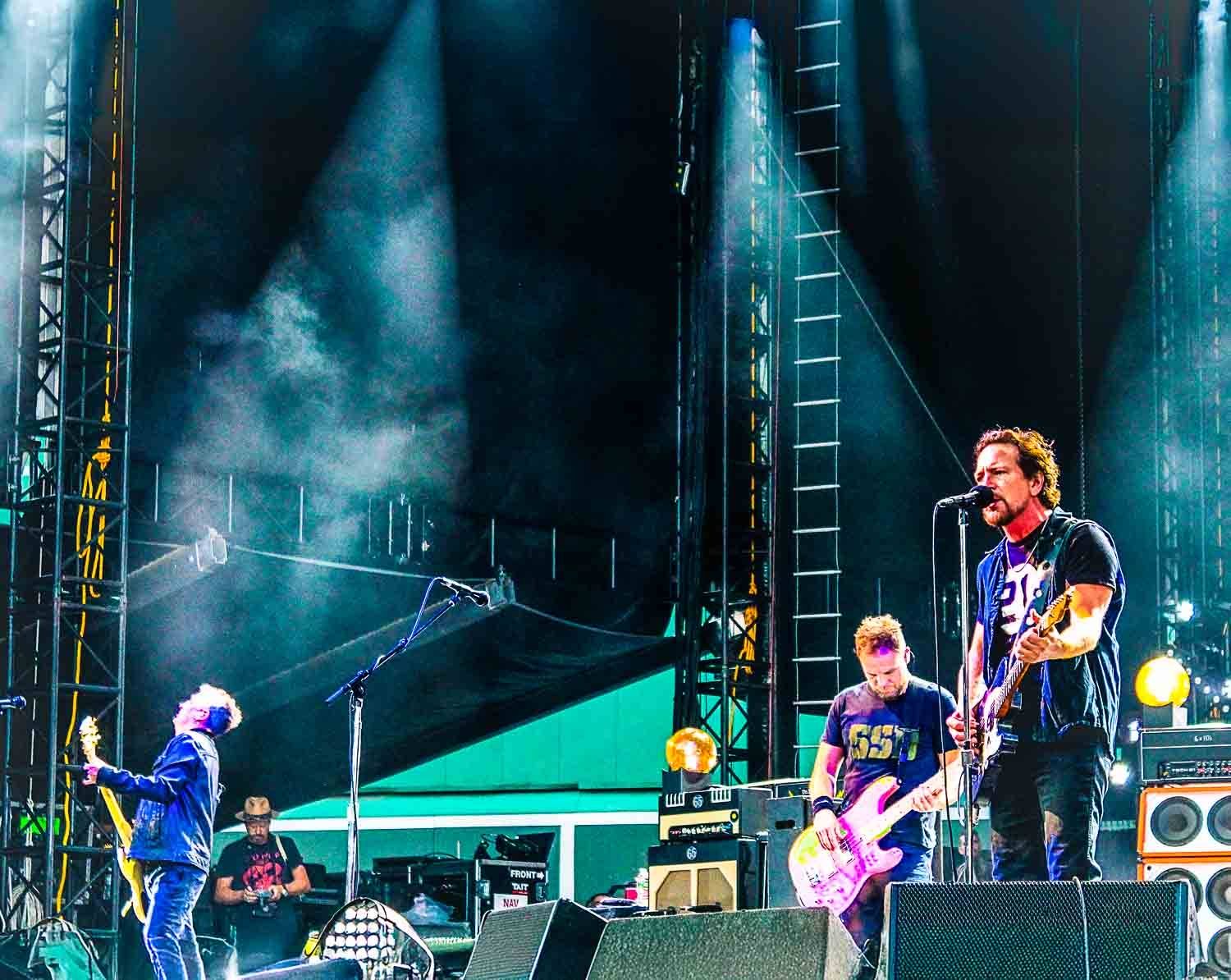 x1500 pearl jam flickr.jpg.pagespeed.ic .17ValfXyqi